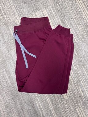 Burgundy Figs Zamora Joggers